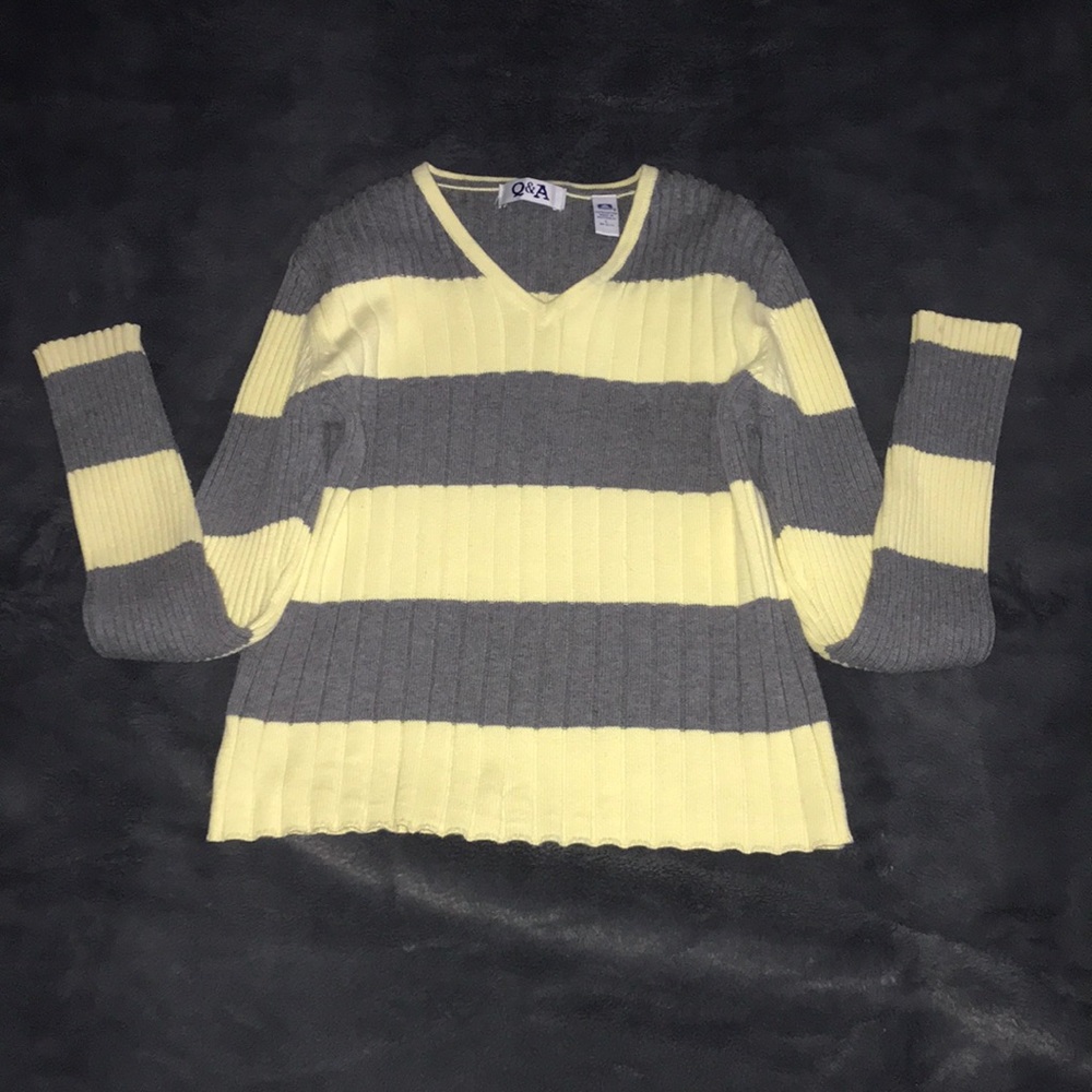 Gray and Yellow Long sleeve shirt